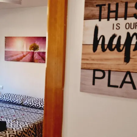 Paraiso 2 Bedroom Terrace Wifi Free