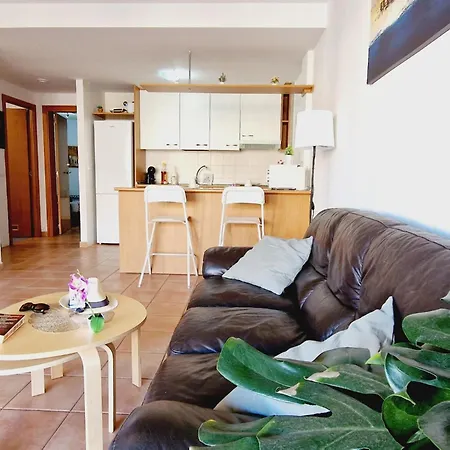 بيت للعطل Paraiso 2 Bedroom Terrace Wifi Free *